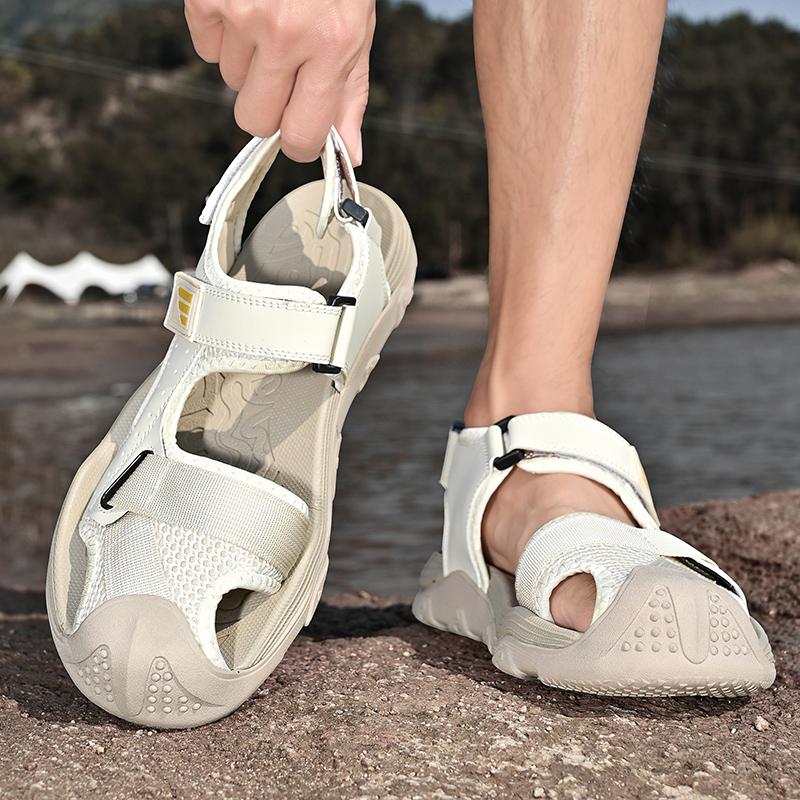 Sommer Herren Leder Strandsandalen Hohle Zehenkappe Outdoor Sportschuhe Handgefertigte Mesh Schuhe