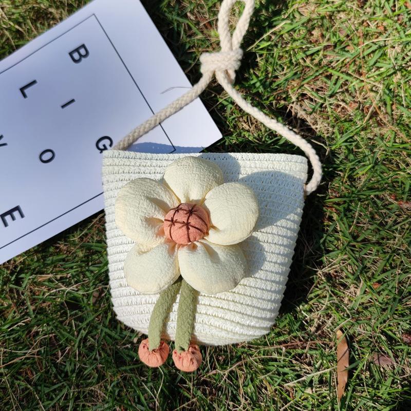 Handwoven Straw Bag Naked Bag Children's Flower Child Straw Bag Messenger Bag Cloud Bag Fashionable and Versatile
