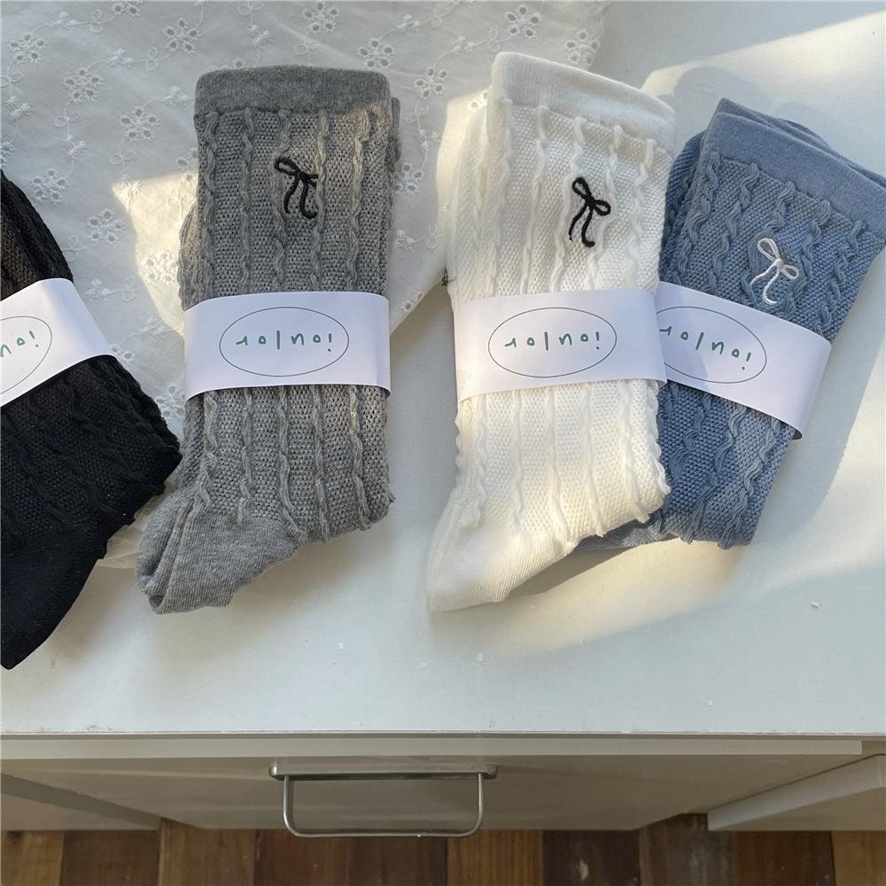 Women's Summer Bow College Style Breathable Hollow Mesh Mid Tube Socks