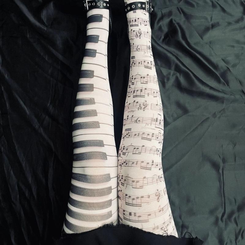 High Fashionable Letter Print Pantyhose Breathable Design For Active Women