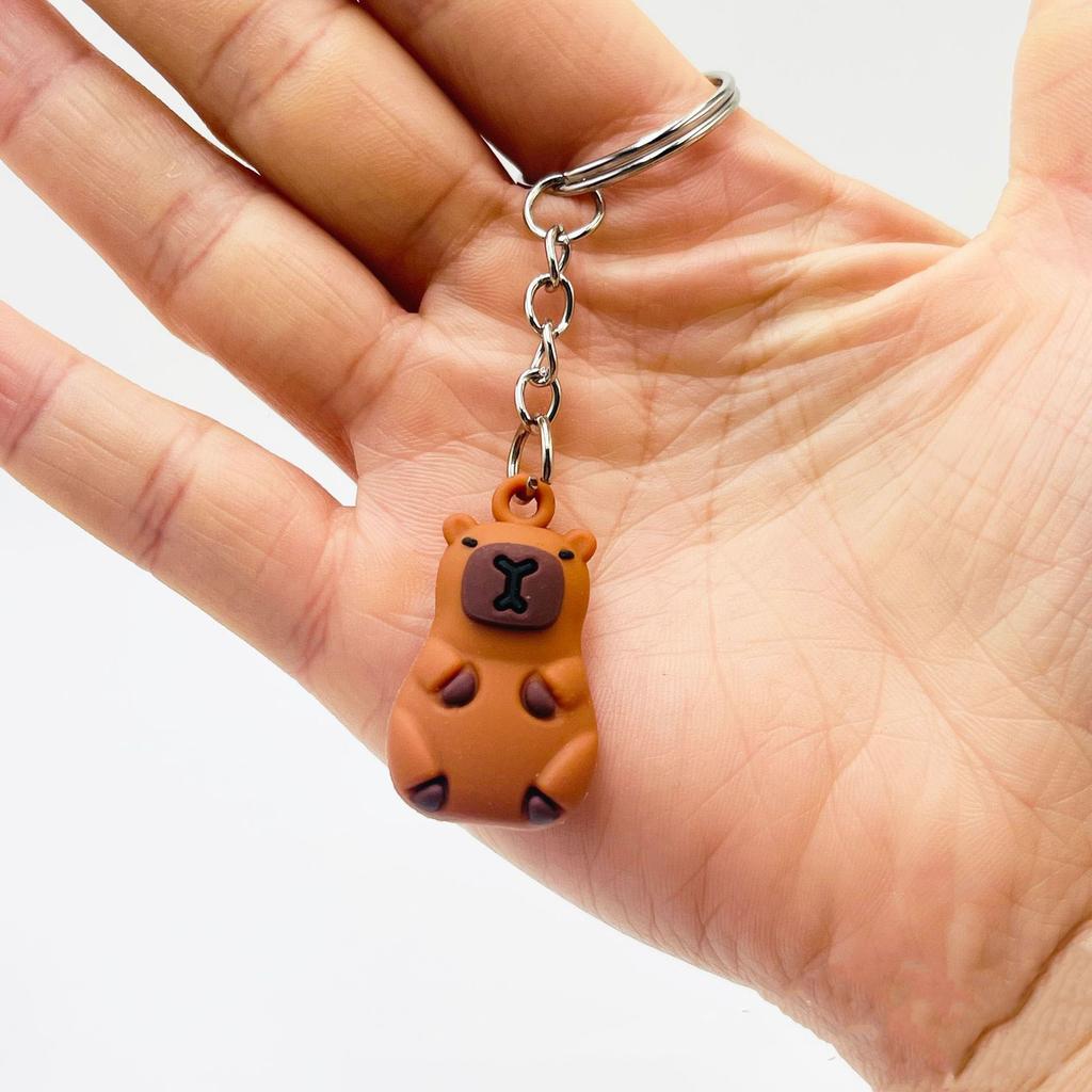 1PCS Cartoon Capybara Keychain Unisex Silicone Cute Animal Charm for Backpack, Car Pendant  Animal Theme Decorative Key Rings