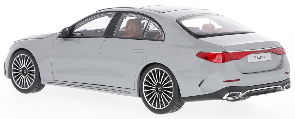 Genuine Sedan AMG Line Manufaktur Alpen Gray Scale [Mercedes-Benz Collection] E-Class (W214) 1/18