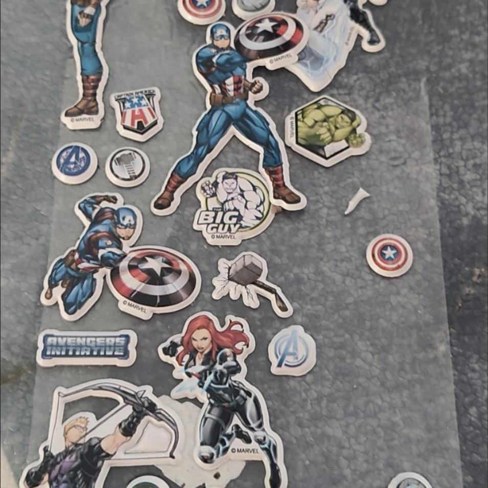 52Pcs Marvel Superhero Stickers, Captain America & Iron Man Waterproof Decals, DIY for Luggage, Phone, Tablet, Laptop, Water Bottle
