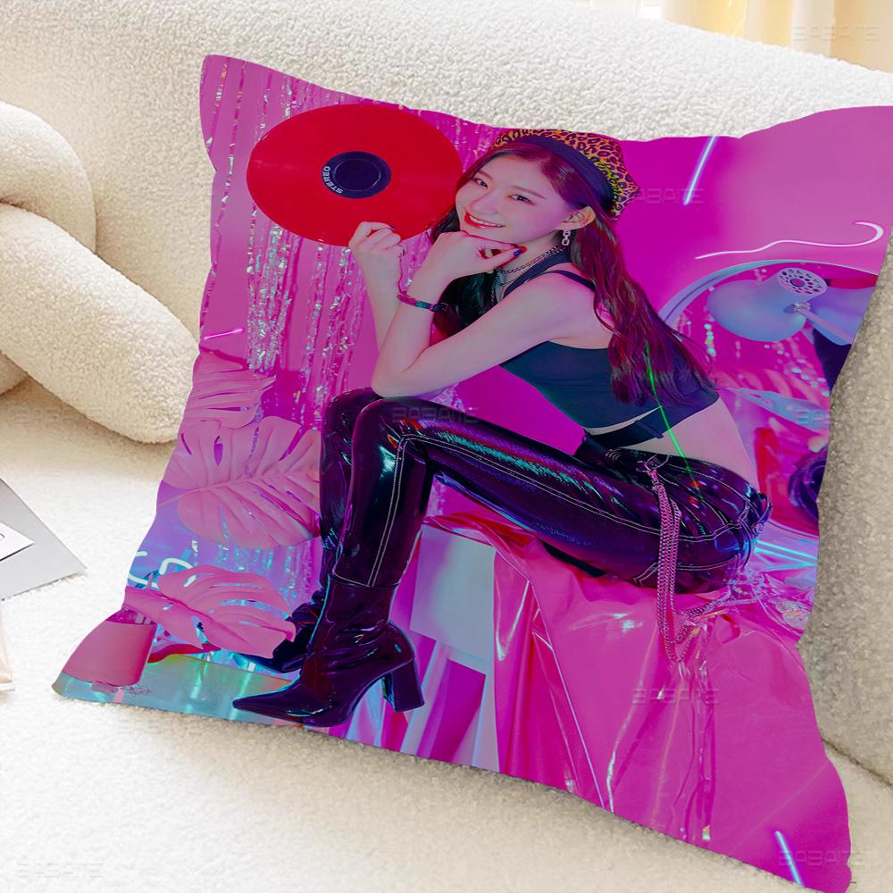 J-YP I-itzy Girls 45*45cm Cushion Cover Pillow Cover Decor Pillowcase Home Pillowcase For Couch Pillow