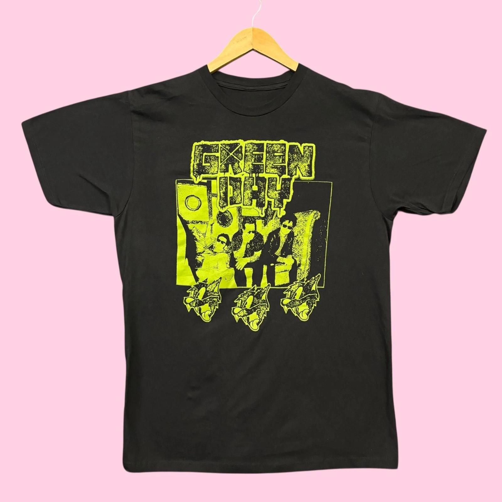 Green Day Revolution Radio Rock Band Tee L XL