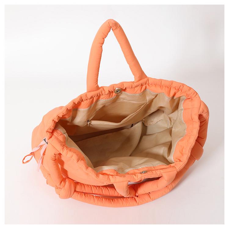 Women's Puffy Drawstring Shoulder Bag: Large Capacity Down-Filled Nylon Crossbody Cloud Bag