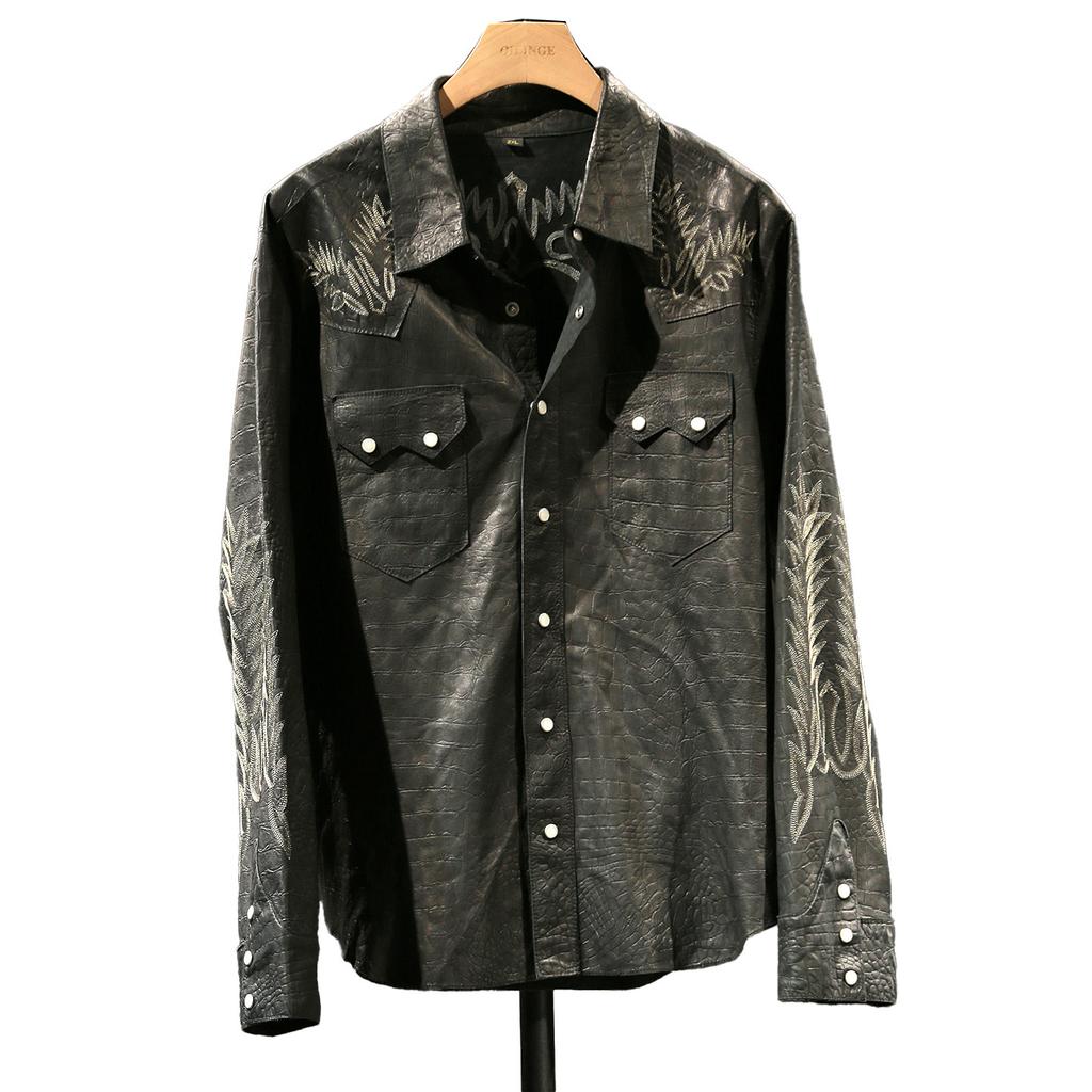 Buttercup pattern heavy industry embroidery American western denim shirt enzyme washing old and light Bengal tea core lambskin