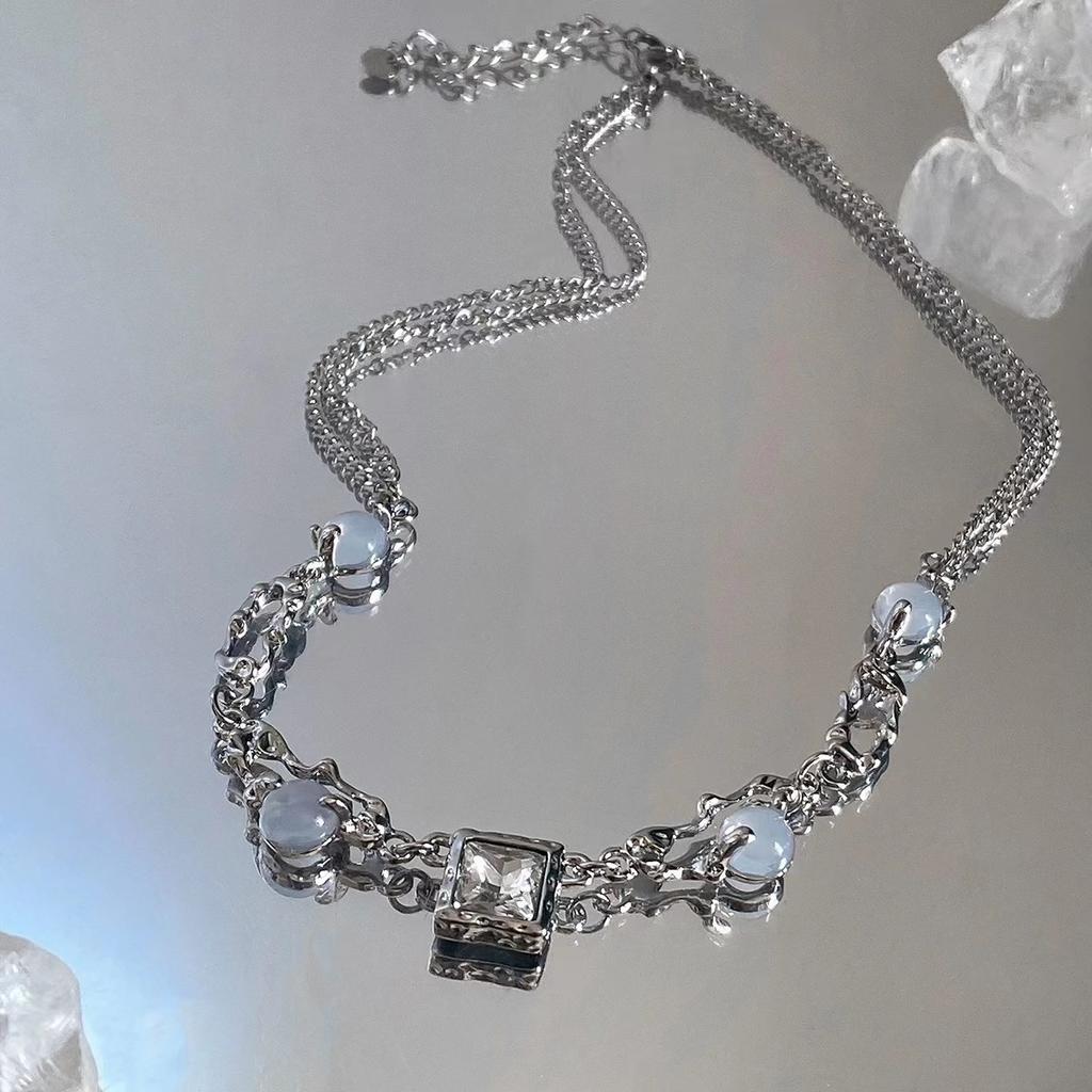 Spice Girls Must Have Moonstone Square Diamond Necklace Women'S Light Luxury High-End Collarbone Chain Trendy Temperament Versatile Neck Chain