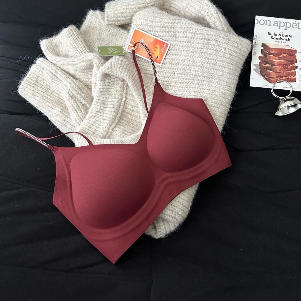 Thin Fine Flash Shoulder Strap Liquid Jelly Underwear Beauty Back Artifact Gathering Pull Seamless Bra Fixing Cup