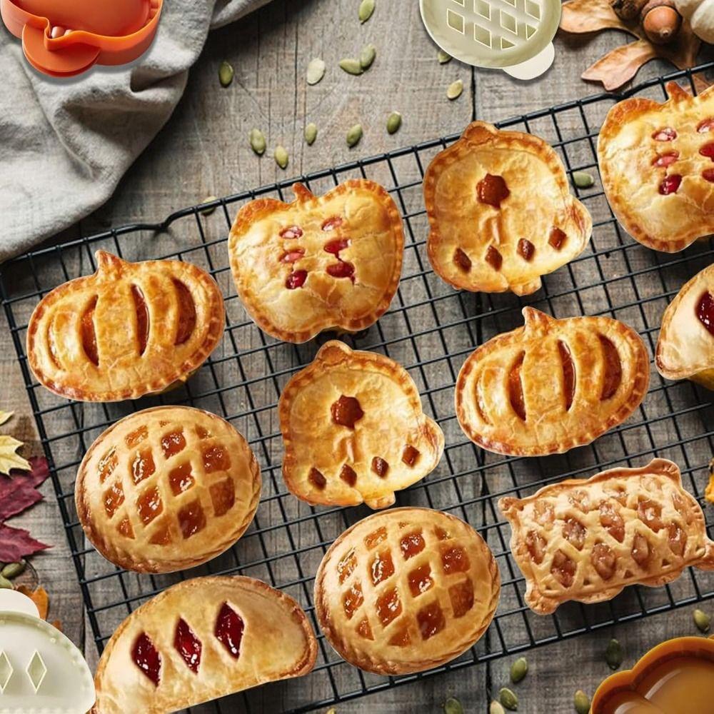 Multifunctional Holiday Mini Pie Mold Dough Presser Pie Molds  for Christmas Festivals and Parties