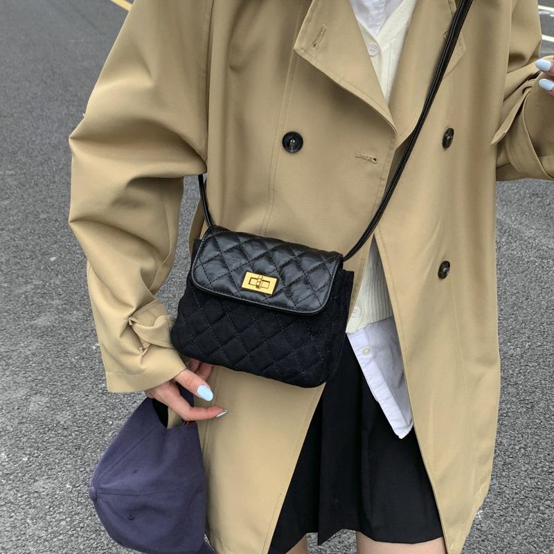 Small Bag Women's Summer Versatile New Fashion Messenger Bag Diamond Square Bag