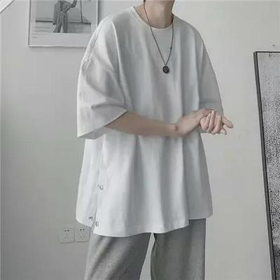 Pánské trendy volné tričko, krátký rukáv, styl Hong Kong, univerzální a stylové.