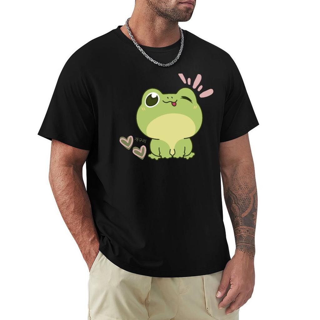Cute Frog Winking And Love Hearts Green Tshirt Halloween Theme Tshirt