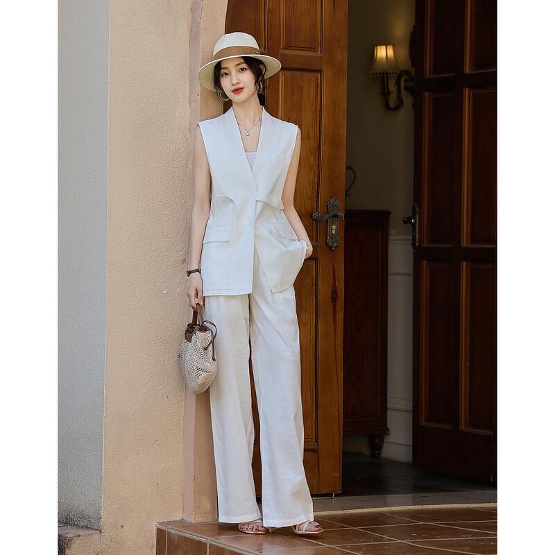 Completo da Donna Demana in Misto Lino con Scollo a V