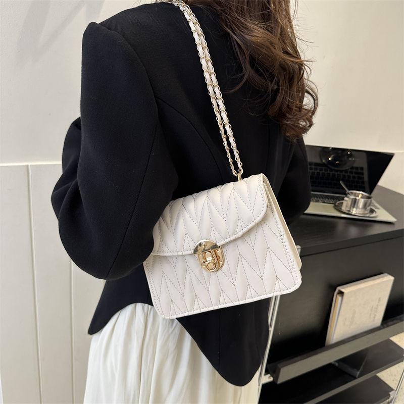 Rhombus Chain Small Bag Women's 2025 New Trendy Niche Design Shoulder Messenger Bag High-end Explosive Small Square Bag