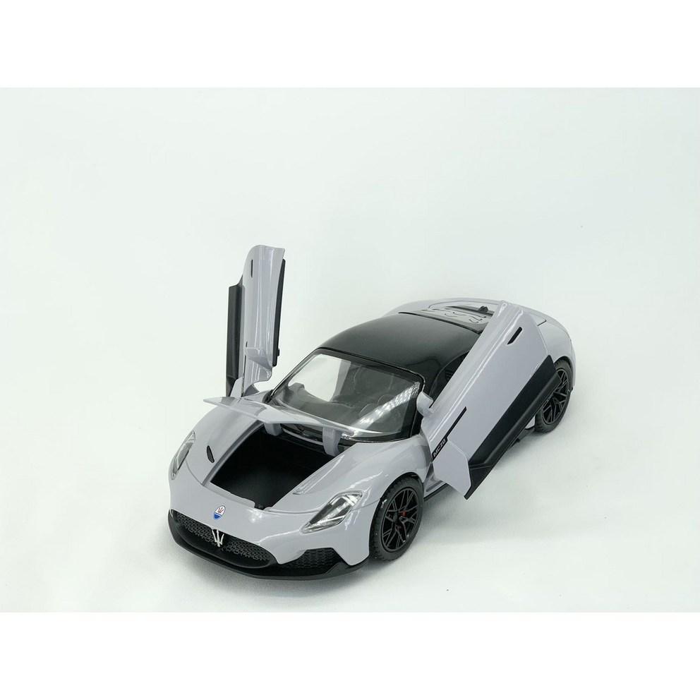 1:22 Scale Maserati MC20 Die-cast Supercar Model Toy - Green