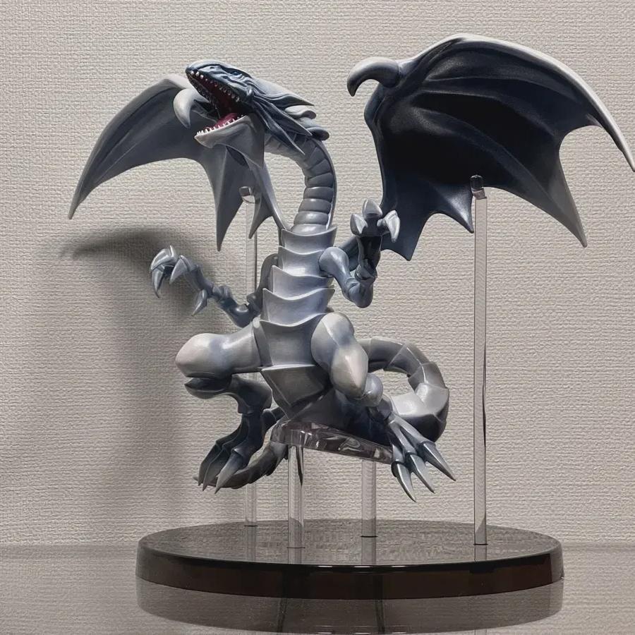 

I Sell Blue-eyed White Dragon Figures.