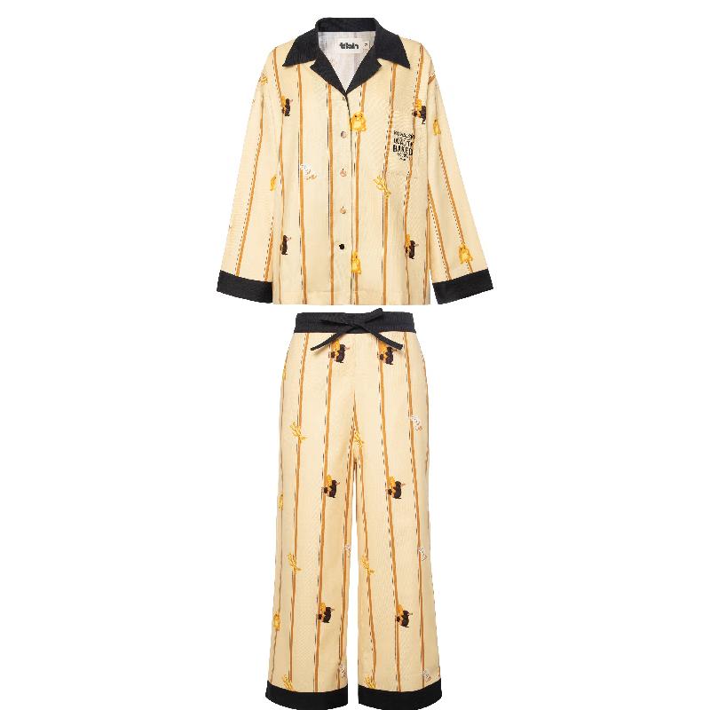 The Beast Shop Women s Fantastic Animals Flannel Homewear Set L