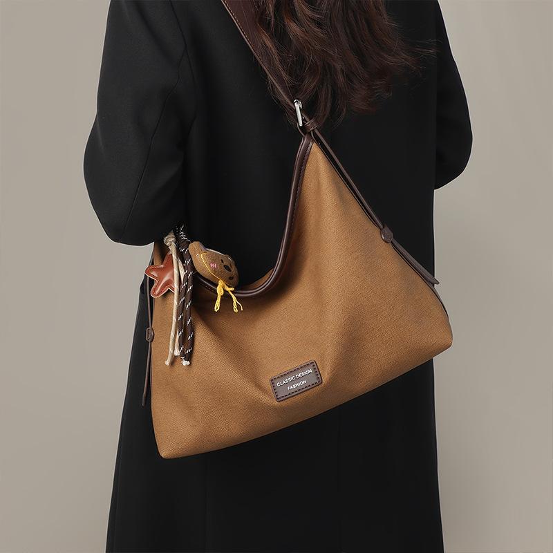 

Bags women s new women s bags autumn and winter shoulder armpit bags fashionable retro high-end commuter messenger bags