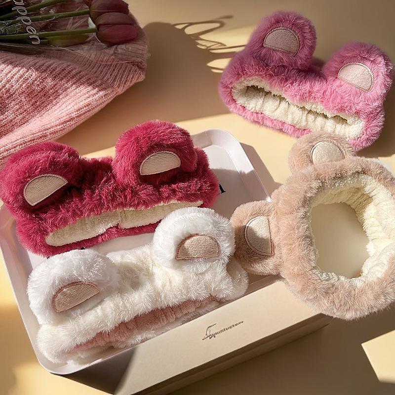 Plush Non-Slip Cartoon Cute Headband & Strawberry Bear Hair Clip Set