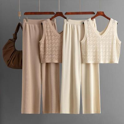 Abiti e completi – Completi con pantaloni
