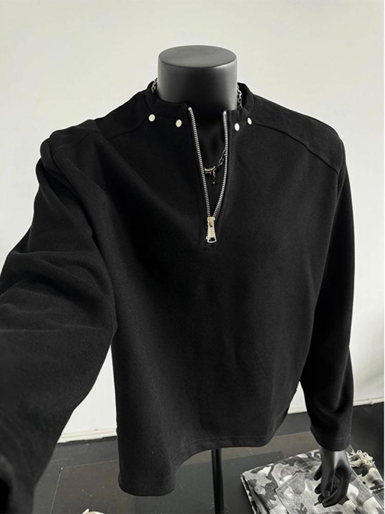 

Мужской черный свитшот на молнии до середины, с подплечниками, - осенне-зимний, стандартной посадки, с деталями-заклепками и длинными рукавами M чёрный