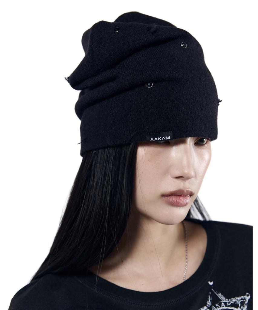 AAKAM Rhinestone Damaged Long Beanie (Black)