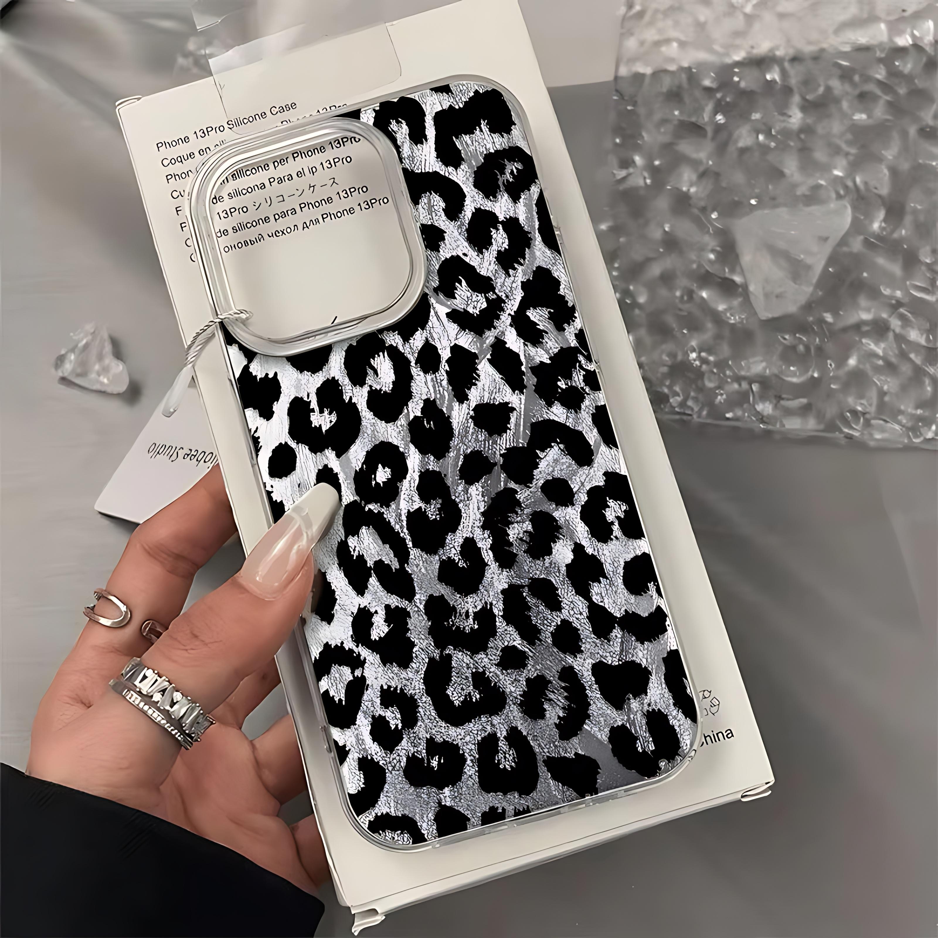 

Luxury Leopard Fox Tail Phone Case for Samsung Galaxy A37 A57 A56 A36 A26 A73 A55 A54 A53 A52 A34 A33 A23 A14 4G 5G Back Cover Samsung A52