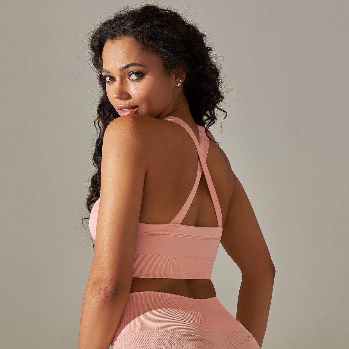 Спортивное нижнее белье с перекрестной спинкой — фото 21