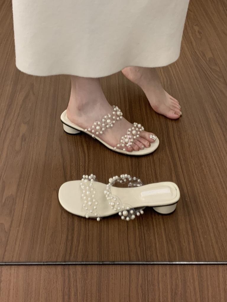 Perl-transparentes Wort mit offenen Zehenschuhen Damen Sommerkleidung mit Rock Fee-Stil Schöne Sandalen Damen