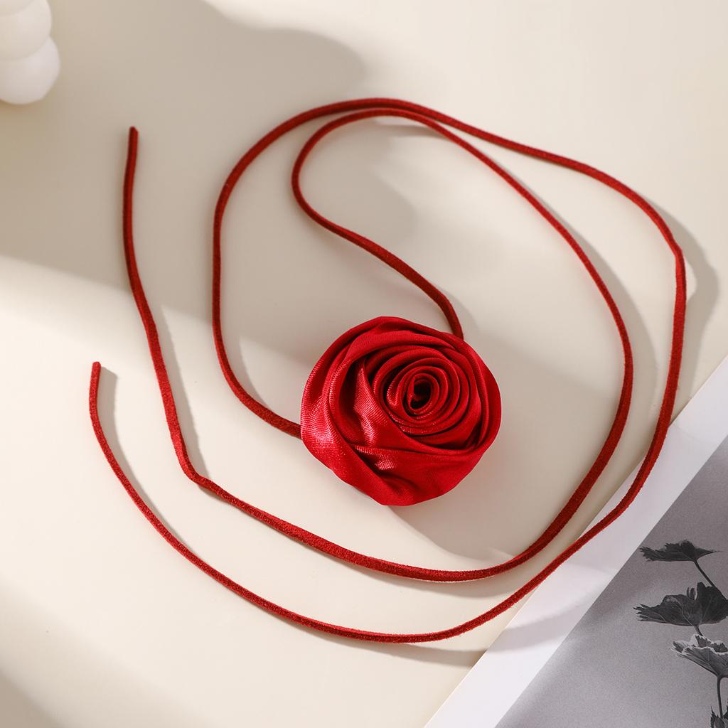 Long Rope Chains with Rose Flower Choker Necklace for Women Trendy Elegant Collar On Neck Accessories 2026 Fashion Jewelry Gifts