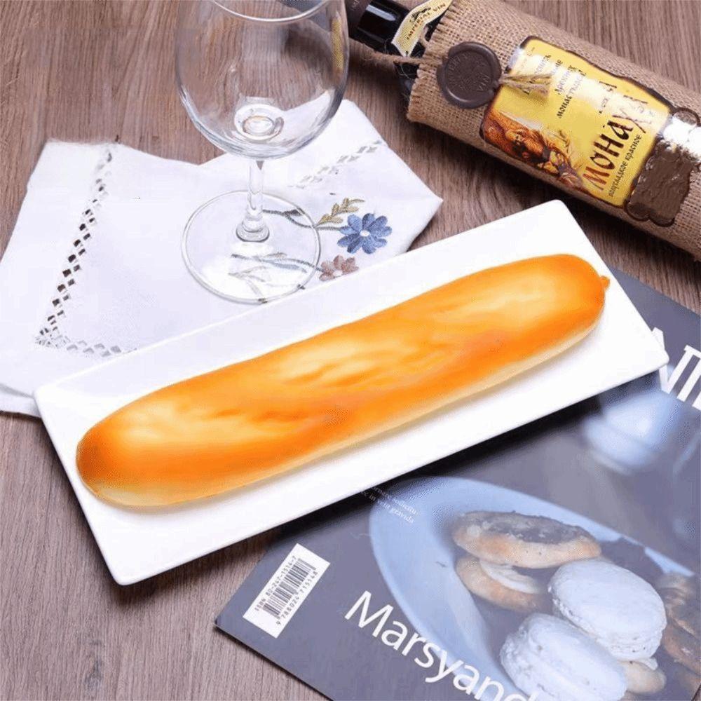 Weiches, lebensechtes Simulationsessen, falsches Brot, langes Kuchenmodell, künstliches Brotmodell, Heimdekoration