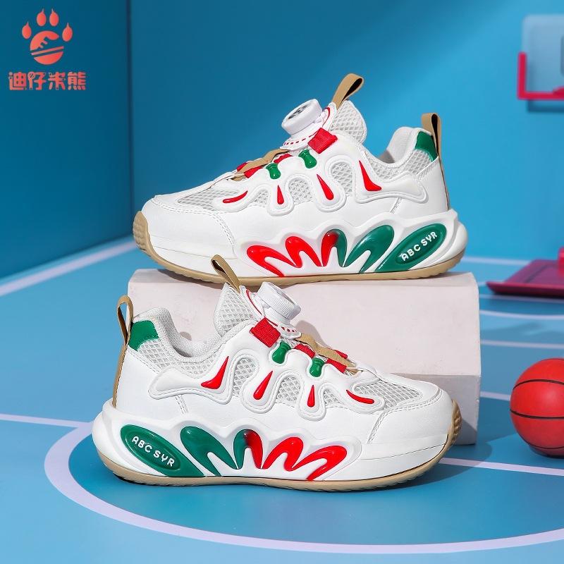 New style children's sneakers for boys, featuring a rotating buckle, breathable design, and a trendy "dad shoe" look, suitable for older children and