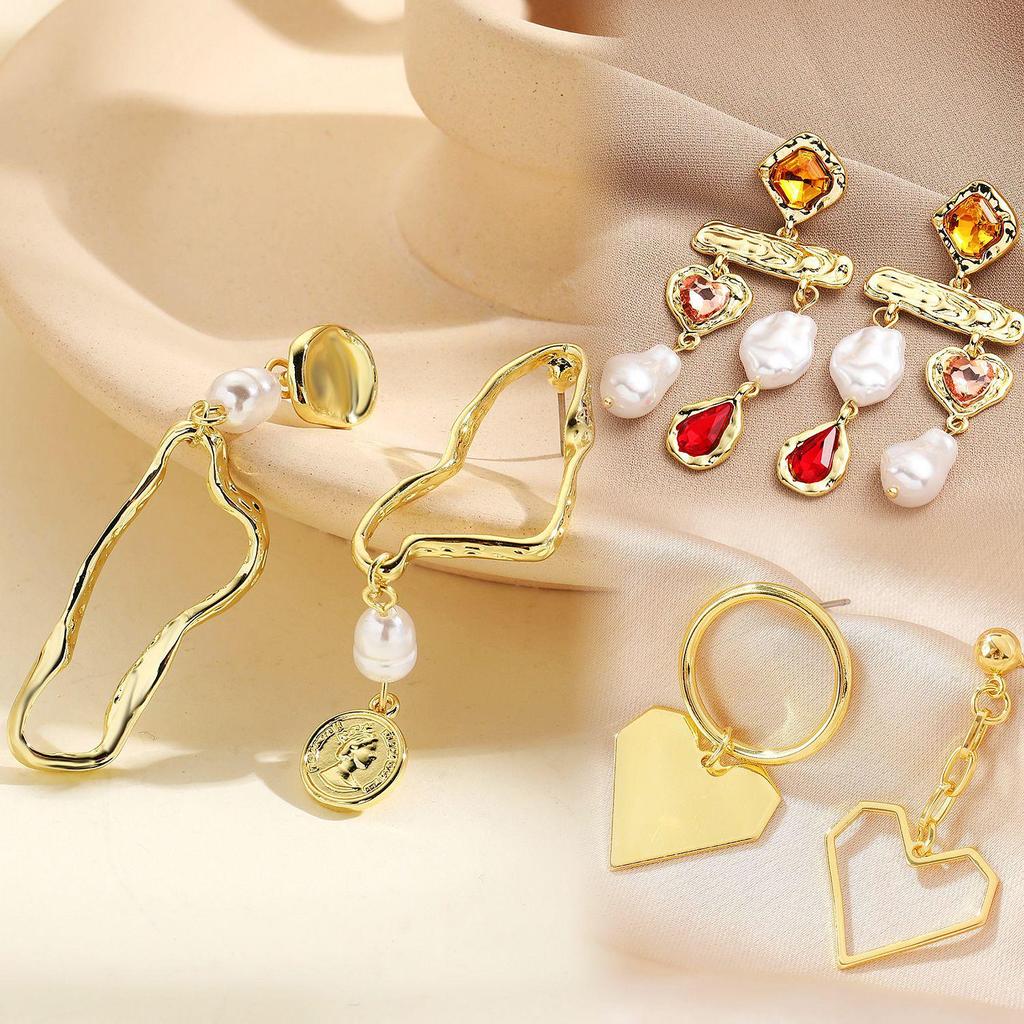 Elegant Asymmetrical Baroque Pearl Earrings - European and American Niche Design