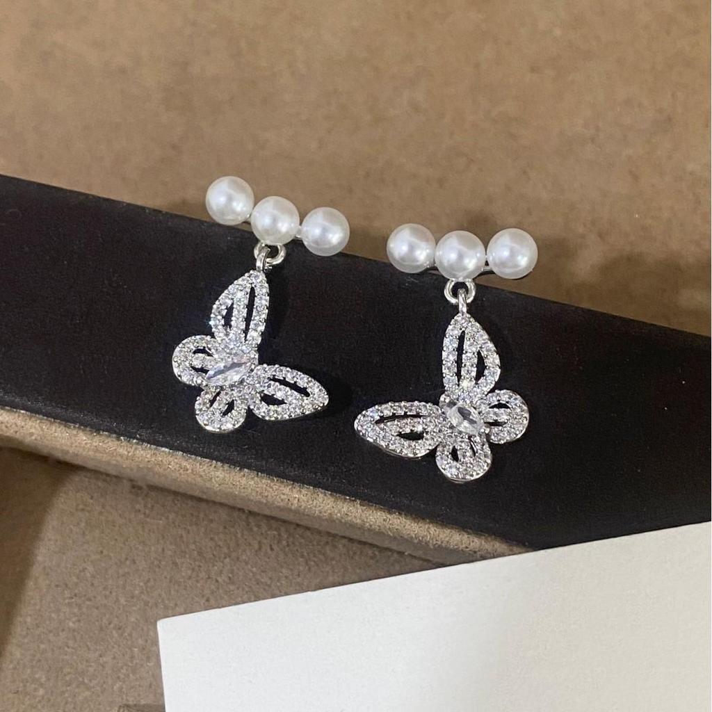Exquisite French Silver Butterfly Pearl Stud Earrings: Elegant Cubic Zirconia Ear Jewelry for Women