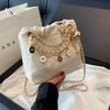 Women's Bag 2026 New Messenger Bag Summer Bucket Bag Niche Design Popular Fashion Diamond Chain Bag