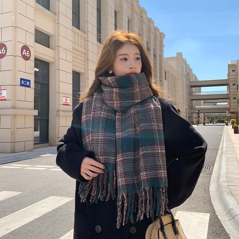 Premium Atmosphere Plaid Scarf Winter Versatile Warm Student Scarf New British Street Style Scarf