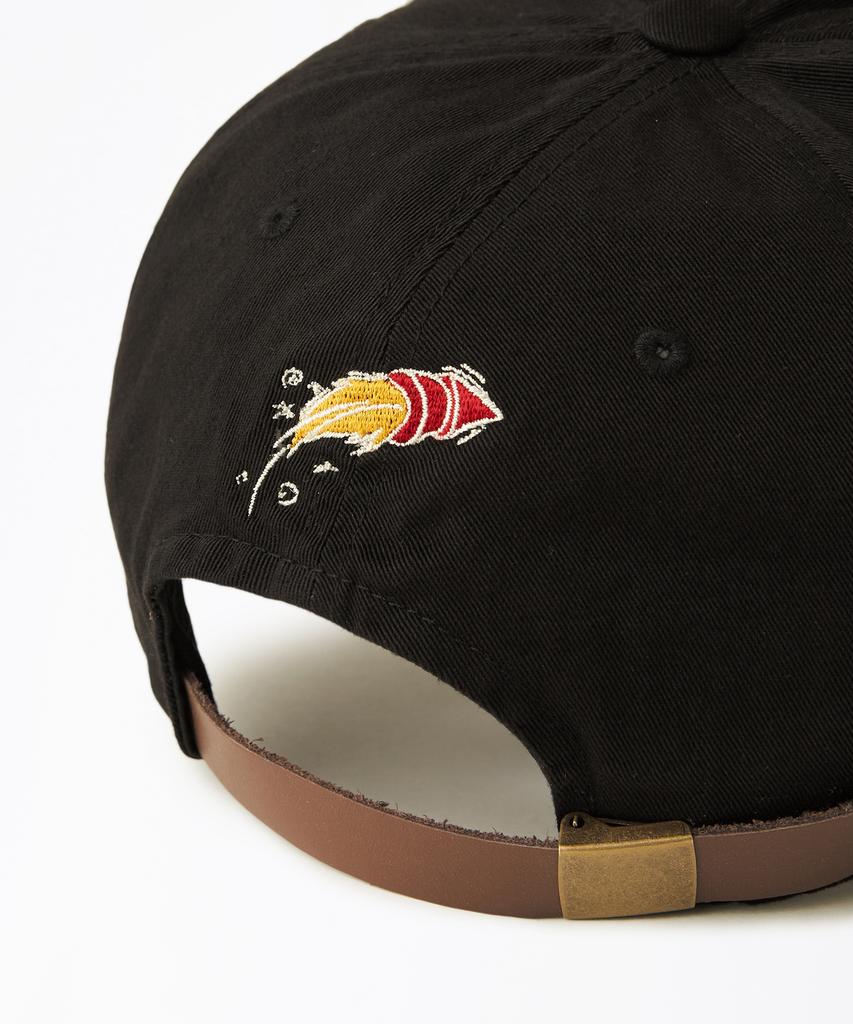 OUTSTANDING [Looney Tunes] Cotton Ball Cap(Wile E. Coyote)_Black