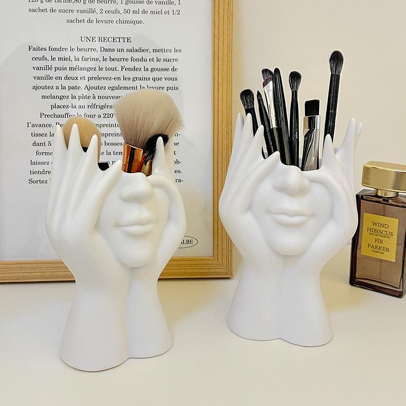 Nordic Abstract Face Makeup Brush Storage Tube Dressing Table Desktop Eye Shadow Eyebrow Brush Brush Holder Makeup Organizers