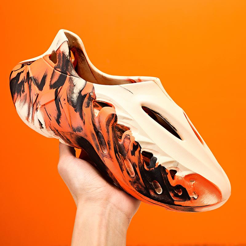 Unisex Beach Sandals EVA Women Men Hollow Garden Shoes Slip On Men Slippers Tie-dyed Designer Hole Slippers Sneakers Water Shoes