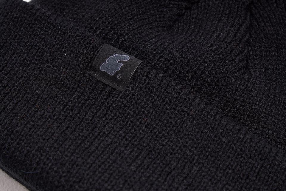 APOSTROPHE COMMA Reversible Bk Label Short Beanie (Black)