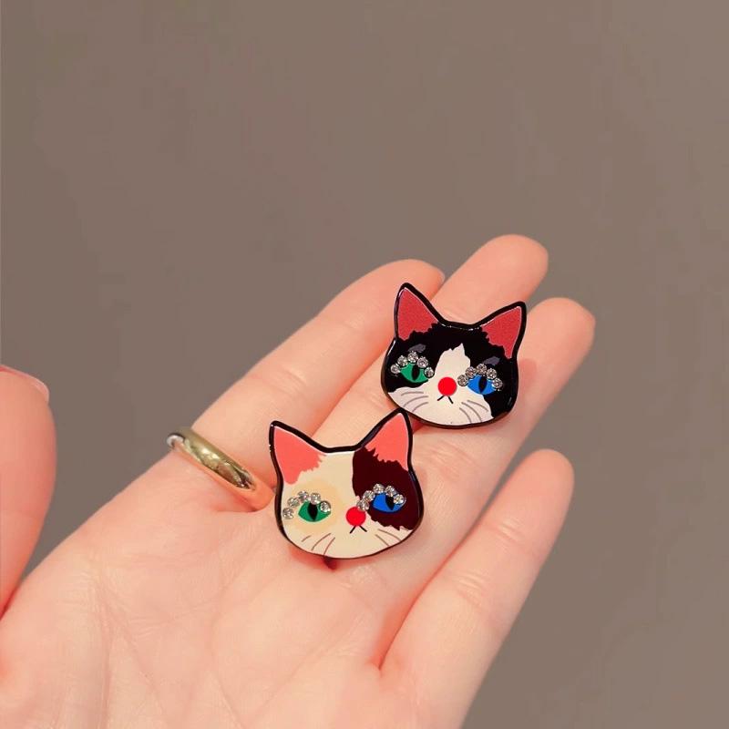 1Pc Corsage Exquisite Sweater Pin Petite Acrylic Cartoon Colorful Cat Brooch Diamond inlaid