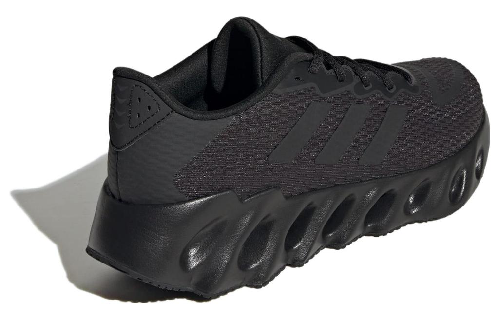 adidas Switch Run Core Black Carbon IF5718