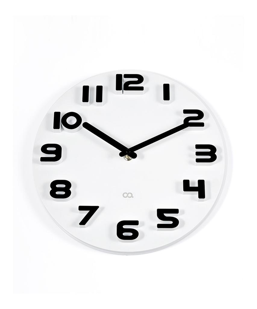 Oa Bold Clock Wall Clock