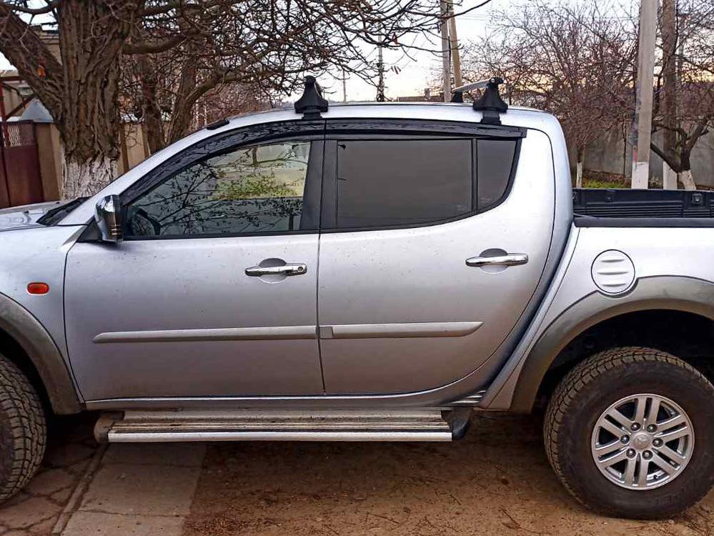 

Вітровики (4 шт, Sunplex Sport) для Mitsubishi L200 2006-2015 рр.