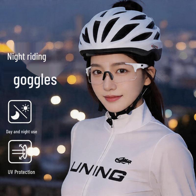 Photochromic Windproof Cycling Glasses for Men & Women - Ideal for Day/Night, Outdoor Sports, Mountaineering, Running, Driving