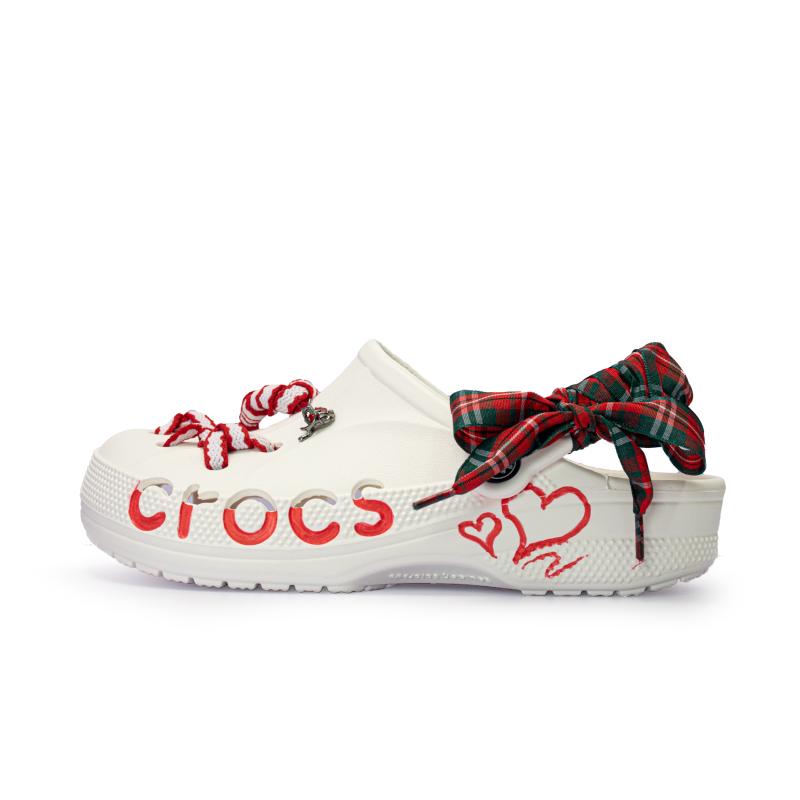 Crocs Classic Clog Sweet Fashion Trend Comfort Character Clogs for Men and Women White