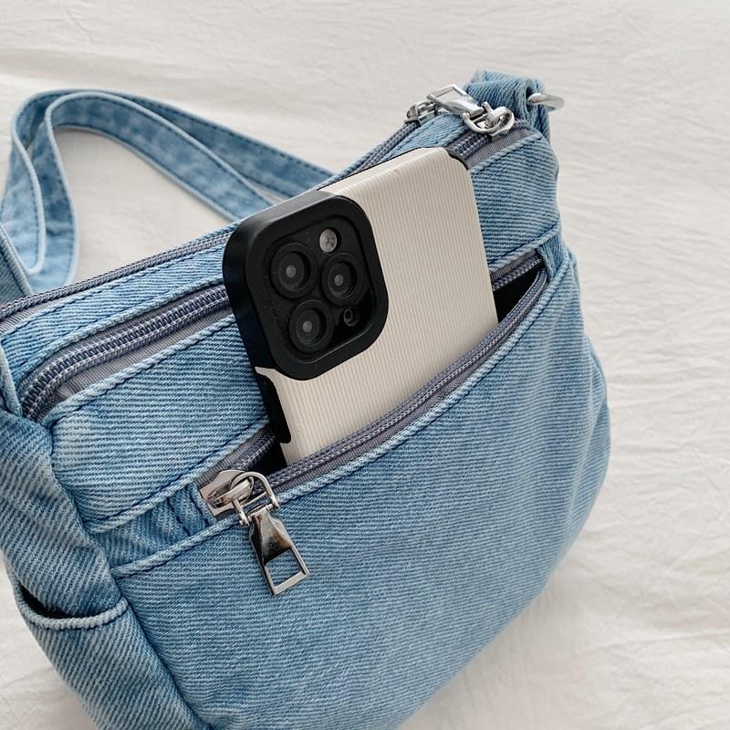 Dżinsowa torba z haftowanym napisem, wielokieszeniowa torba crossbody