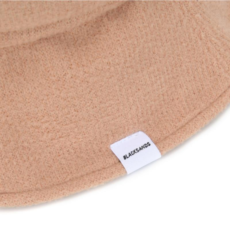 BLACK SANDS BK Winter String Bucket Hat_Beige