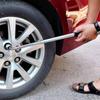 Professional Extendable Wheel Brace Wrench Telescopic with Socket Tyre Nut 17mm 19mm 21mm 23mm For Car Repairs Tools